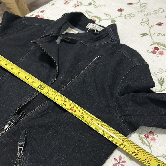 Max Studio Womens Denim Moto Jacket Sylvie Size XS Black Dark Wash Loose Fit NWT - Picture 14 of 16